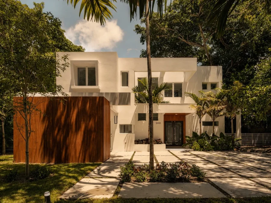 3901 Kumquat Ave, Coconut Grove, FL 33133